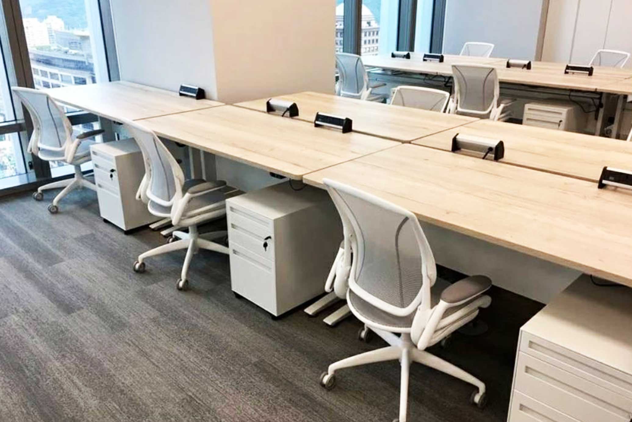 OAstyle祖禾-辦公家具/辦公室設計規劃/一站式服務/維修服務/定期檢修/創辦人趙淑燕為前震旦集團辦公家具事業部唯一女總經理/業界最高2年保固/系統櫥櫃/鋼製系統櫃/系統櫃/公文櫃/理想櫃/屏風系列/高隔間系列/工作站系列/主管椅/辦公椅/會議椅/洽談椅/休閒椅/人體工學椅/成長椅/皮椅/沙發/造型沙發/客製化/桌上線盒 /桌面式插座/Bachmann Desk/