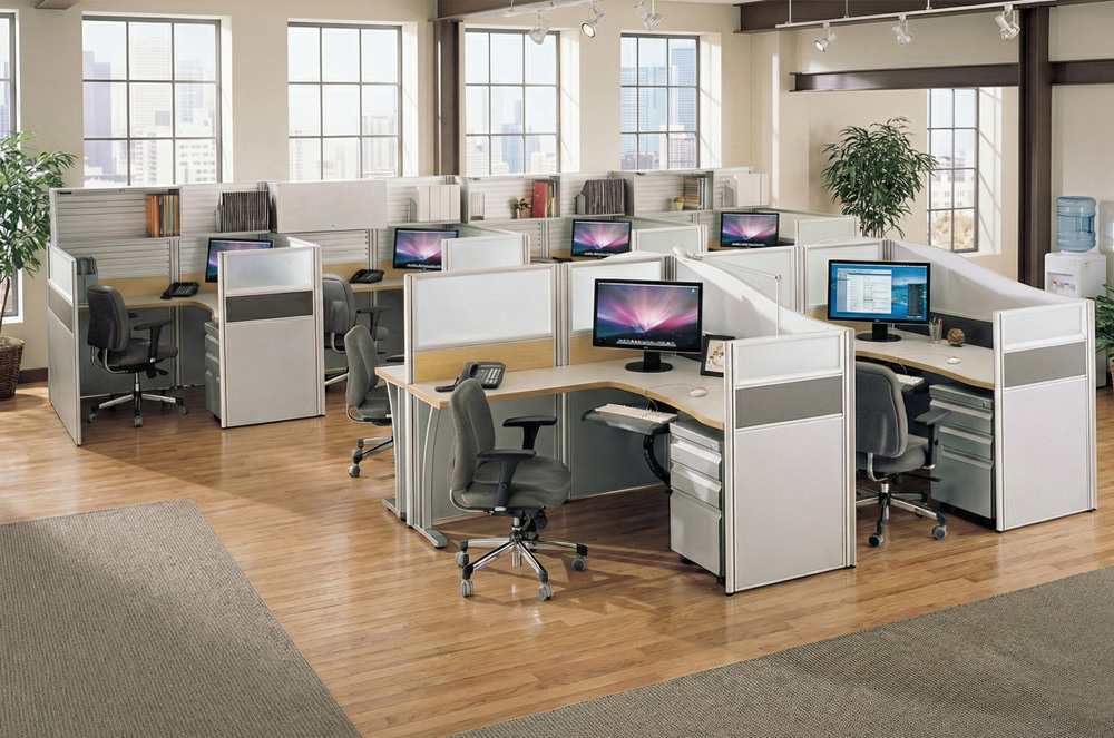 祖禾辦公家具辦公屏風,多材質可選擇,包含桌上屏、玻璃隔間、吸音屏風、移動式屏風,也可利用高屏風創造半開放式辦公區,兼顧隱私與協作,彈性規劃辦公空間。